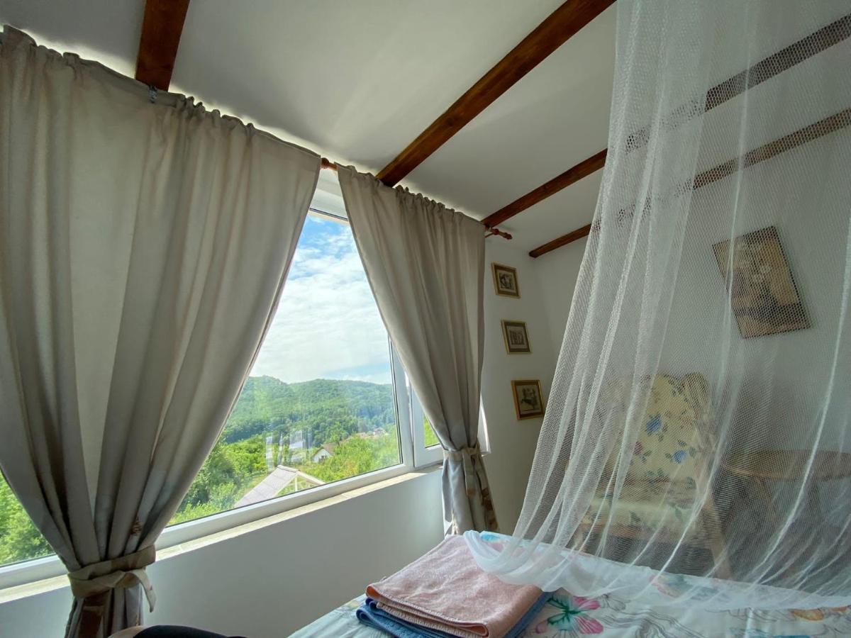 Camping Casutele Verzi Din