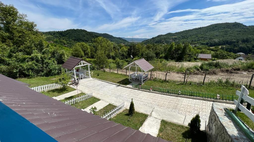 Casutele Verzi Din Ocnele Mari