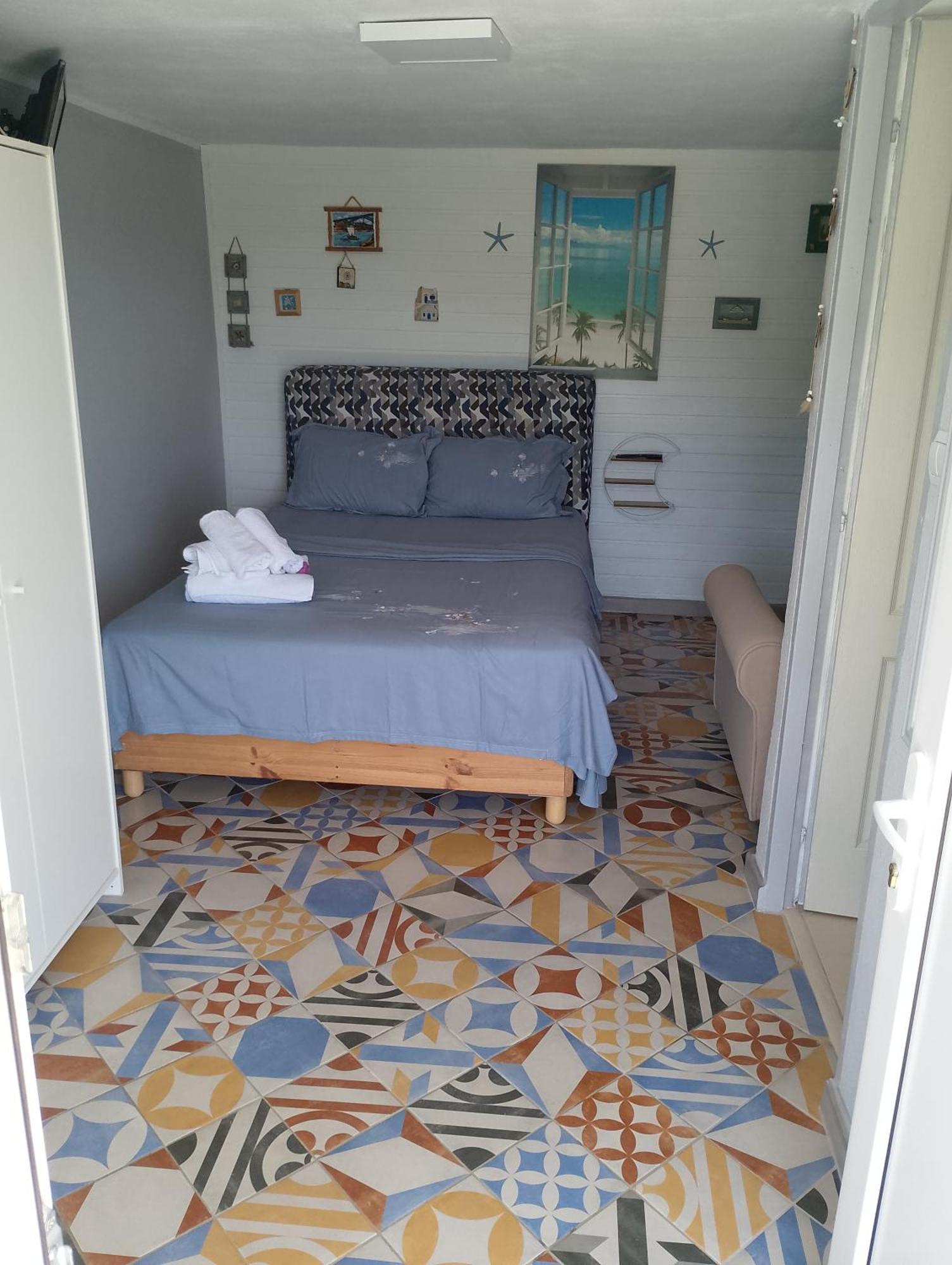 Casutele Verzi Din Camping Ocnele Mari